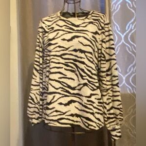 White Sanctuary xl top